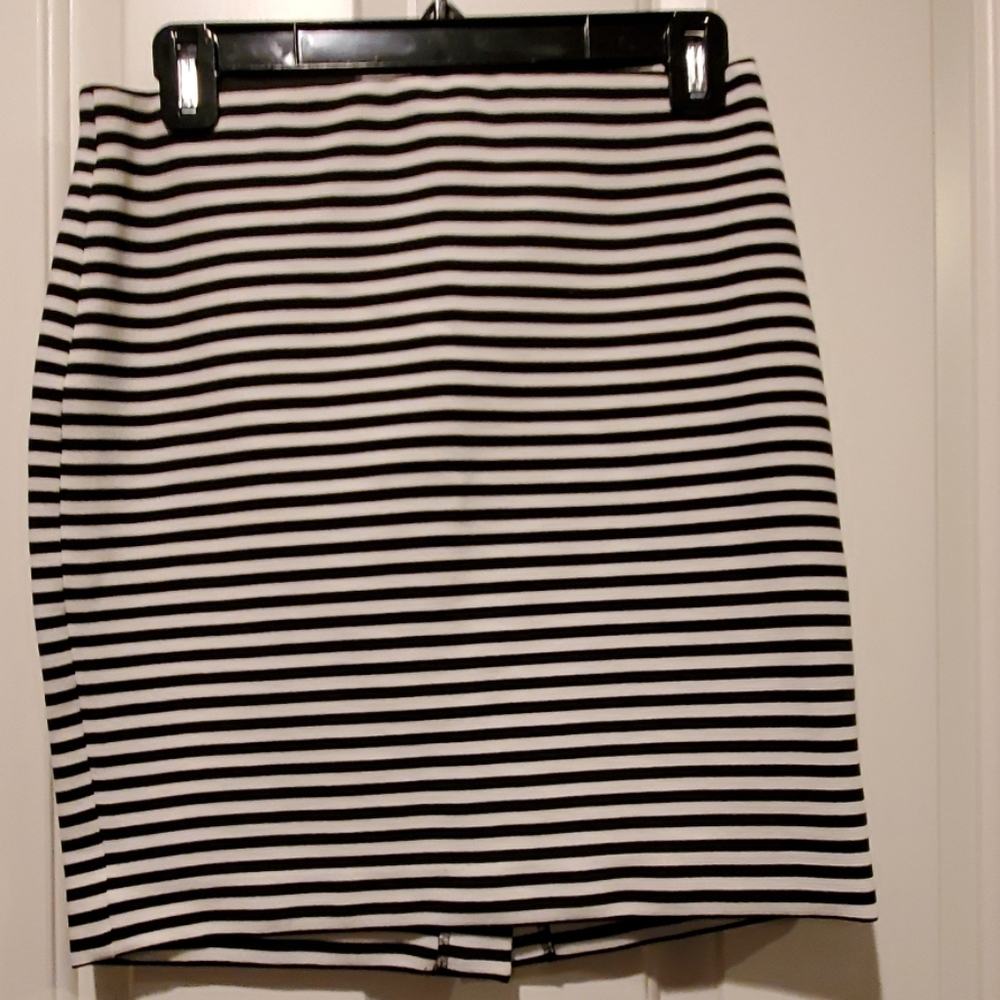 Loft,like new striped skirt.